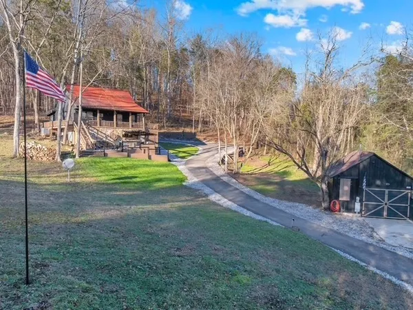 $345,000 | 1956 Vanzant Bend Road, Belvidere, TN 37306