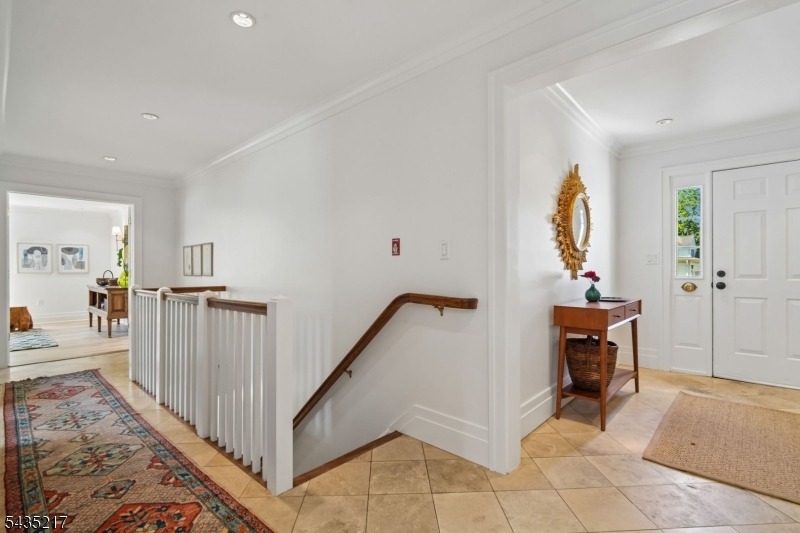 658 Ridgewood Road, Unit 1 Maplewood, NJ 07040 - Photo 3 of 29