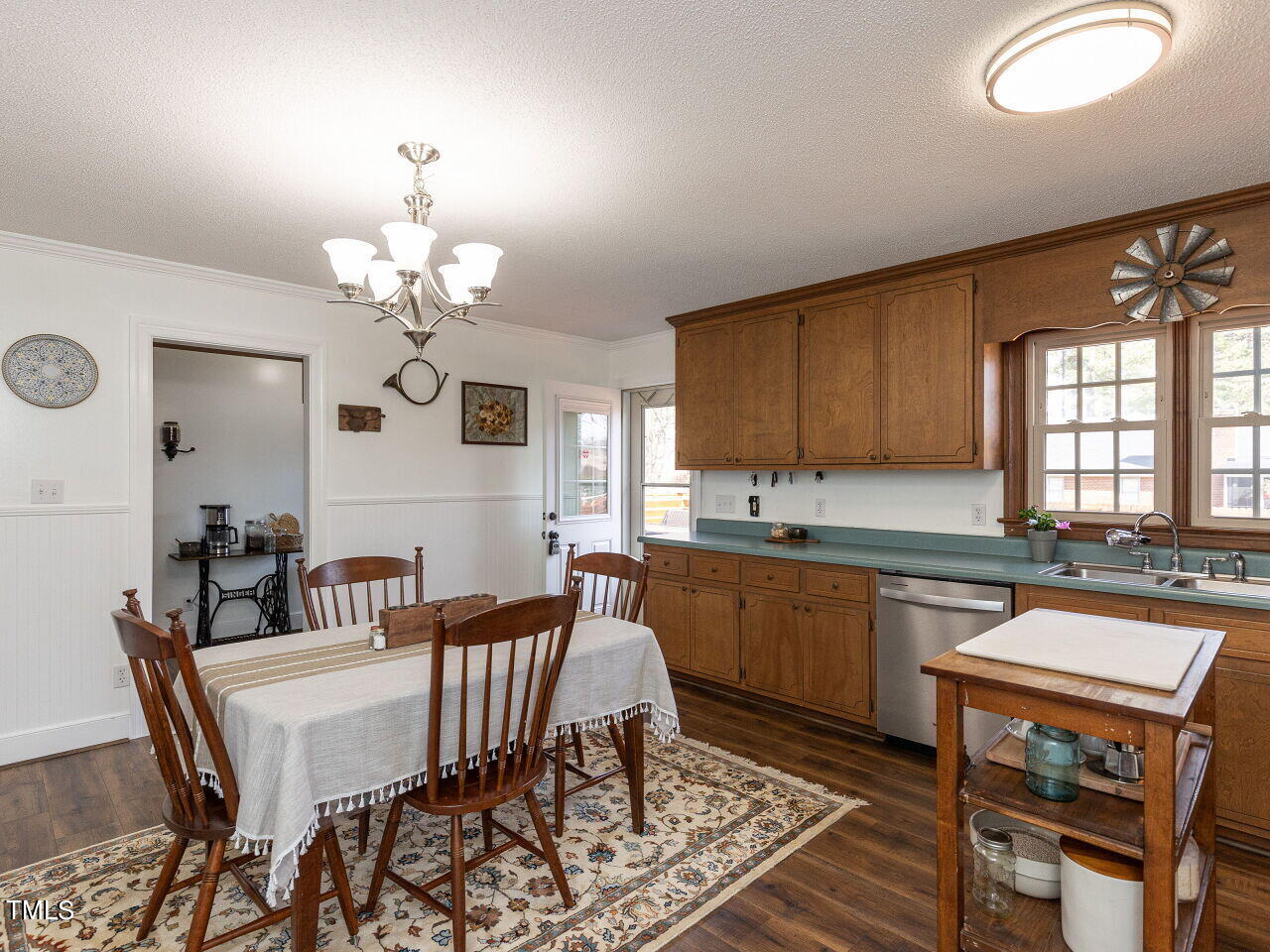 1901 Rand Road West Wilson, NC 27893 - Photo 8 of 29 008-1280x960-dining-kitchen
