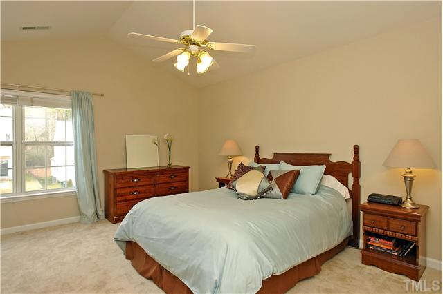 2717 Cherry Field Drive Raleigh, NC 27603 - Photo 8 of 12 Gallery Image 8
