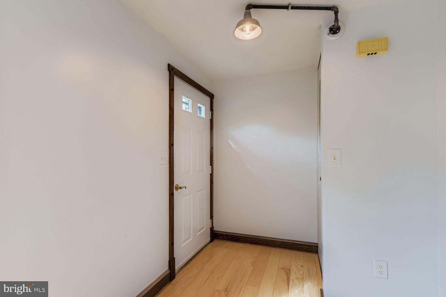 7735 Leaside Court Hanover, MD 21076 - Photo 5 of 29