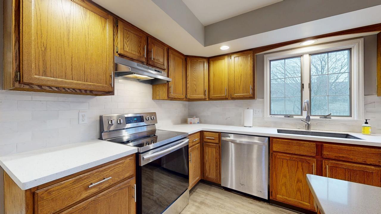 1604 Devonshire Drive Champaign, IL 61821 - Photo 12 of 35