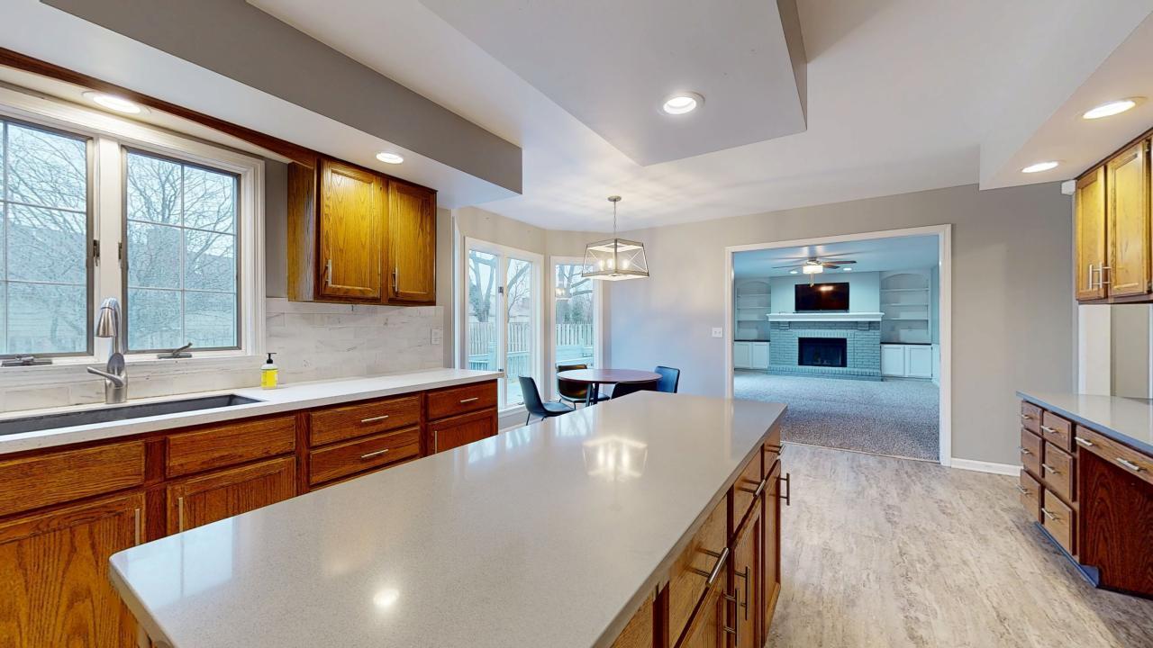 1604 Devonshire Drive Champaign, IL 61821 - Photo 13 of 35