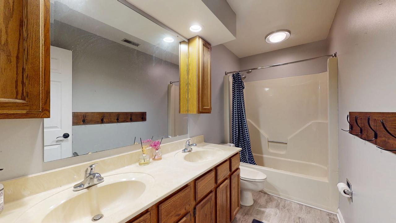 1604 Devonshire Drive Champaign, IL 61821 - Photo 33 of 35