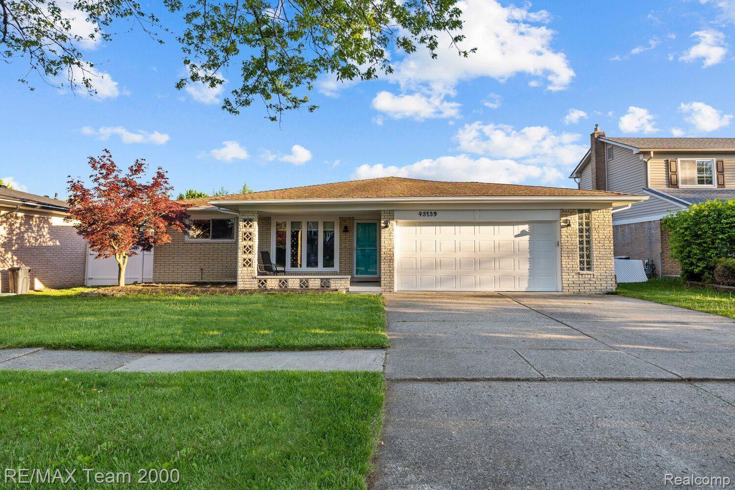 43139 Avon Road Canton, MI 48187 - Photo 1 of 27 Gallery Image 1