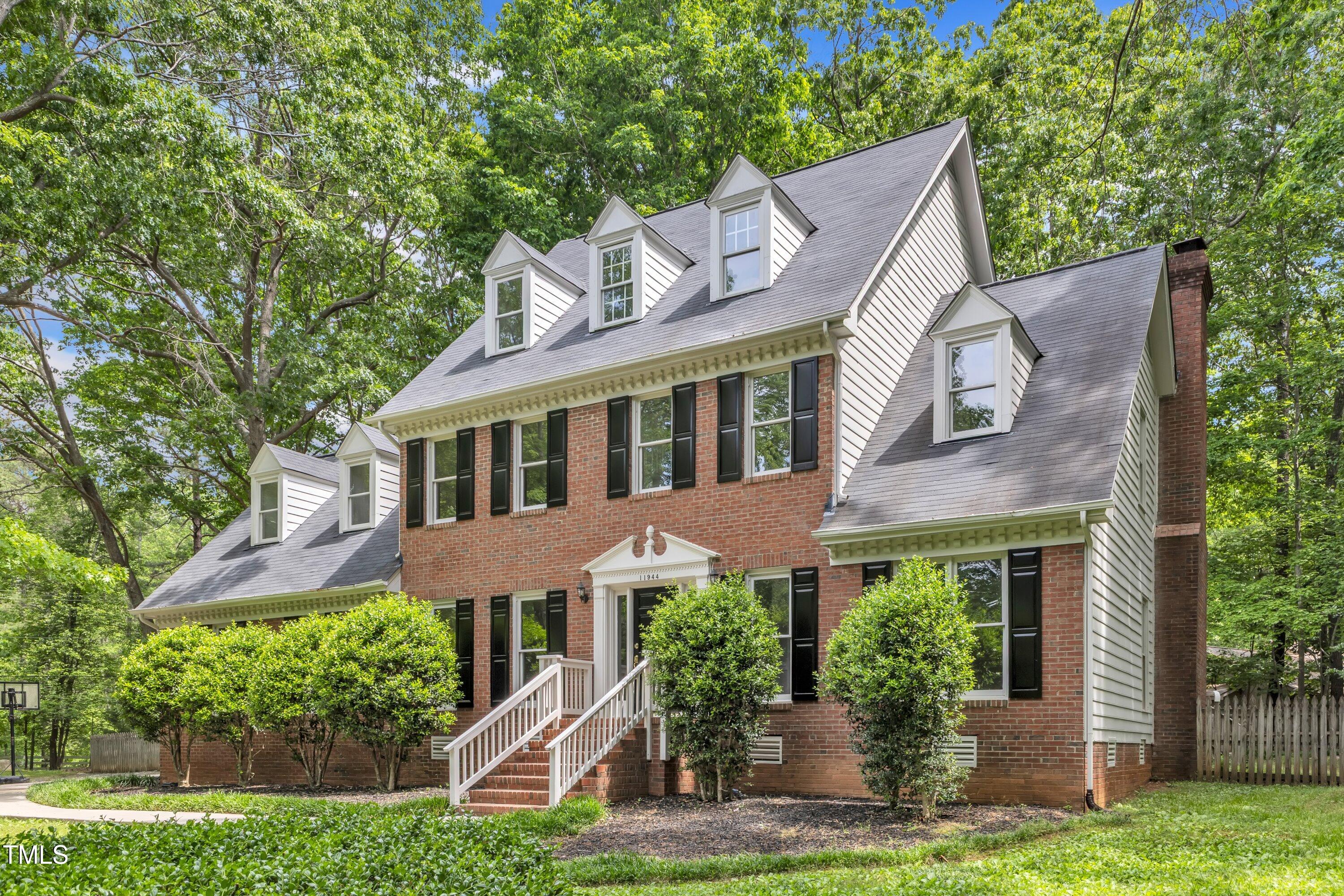 11944 Appaloosa Run East Raleigh, NC 27613 - Photo 2 of 21 08-11944 Appaloosa Run-8