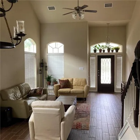 $460,000 | 8508 Inca Dove Drive, Austin, TX 78729