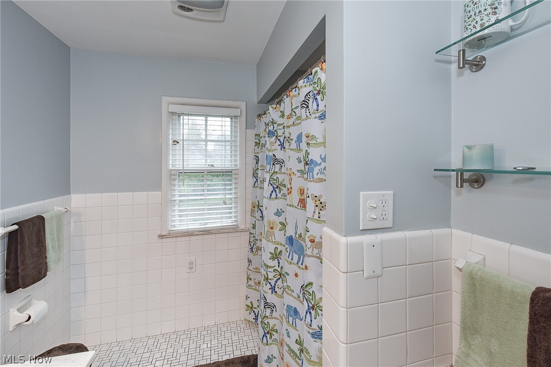 23920 Shelburne Road Shaker Heights, OH 44122 - Photo 25 of 35 Gallery Image 25
