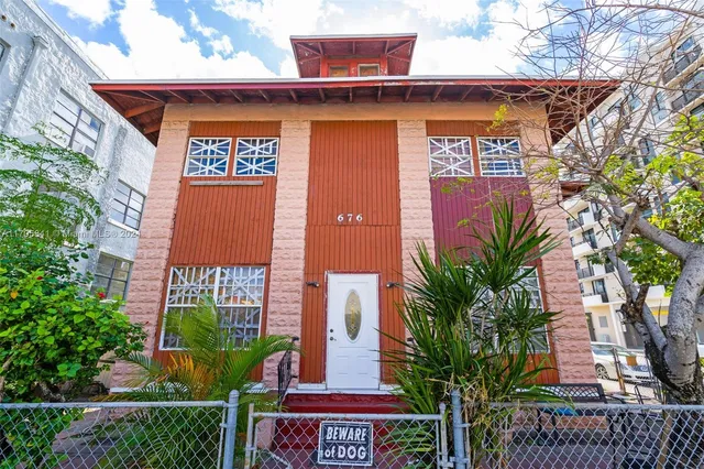 $1,199,000 | 676 Southwest 1st Street, Miami, FL 33130