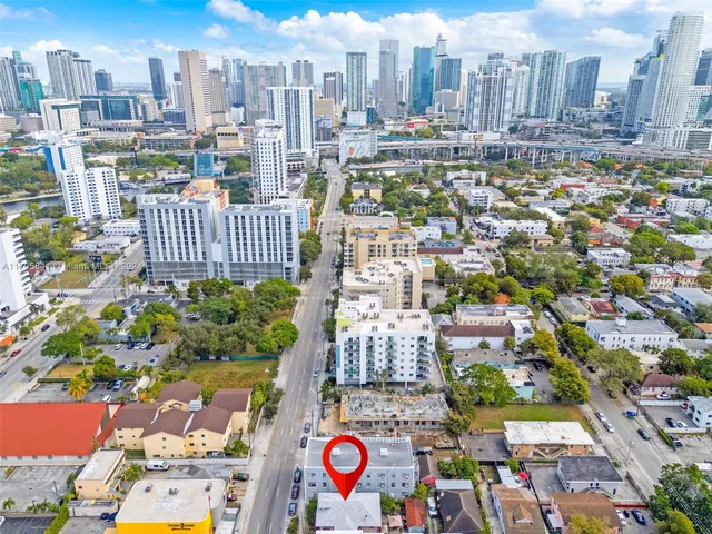 $1,199,000 | 676 Southwest 1st Street, Miami, FL 33130