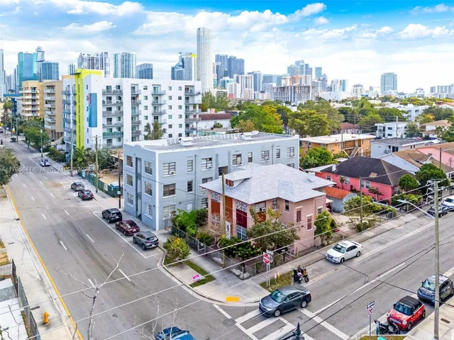 $1,199,000 | 676 Southwest 1st Street, Miami, FL 33130
