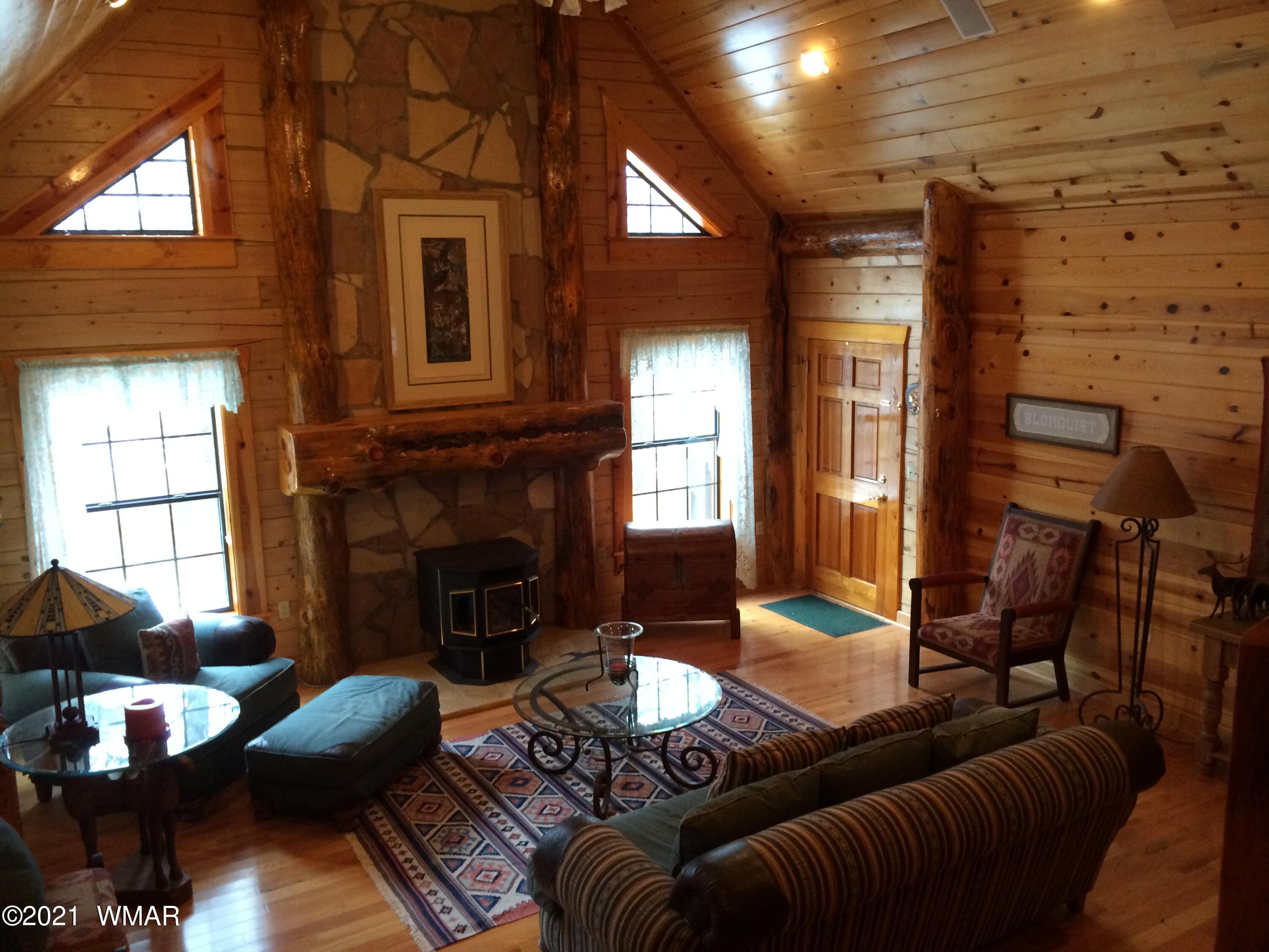 644 Rim Road Pinedale, AZ 85934 - Photo 21 of 33