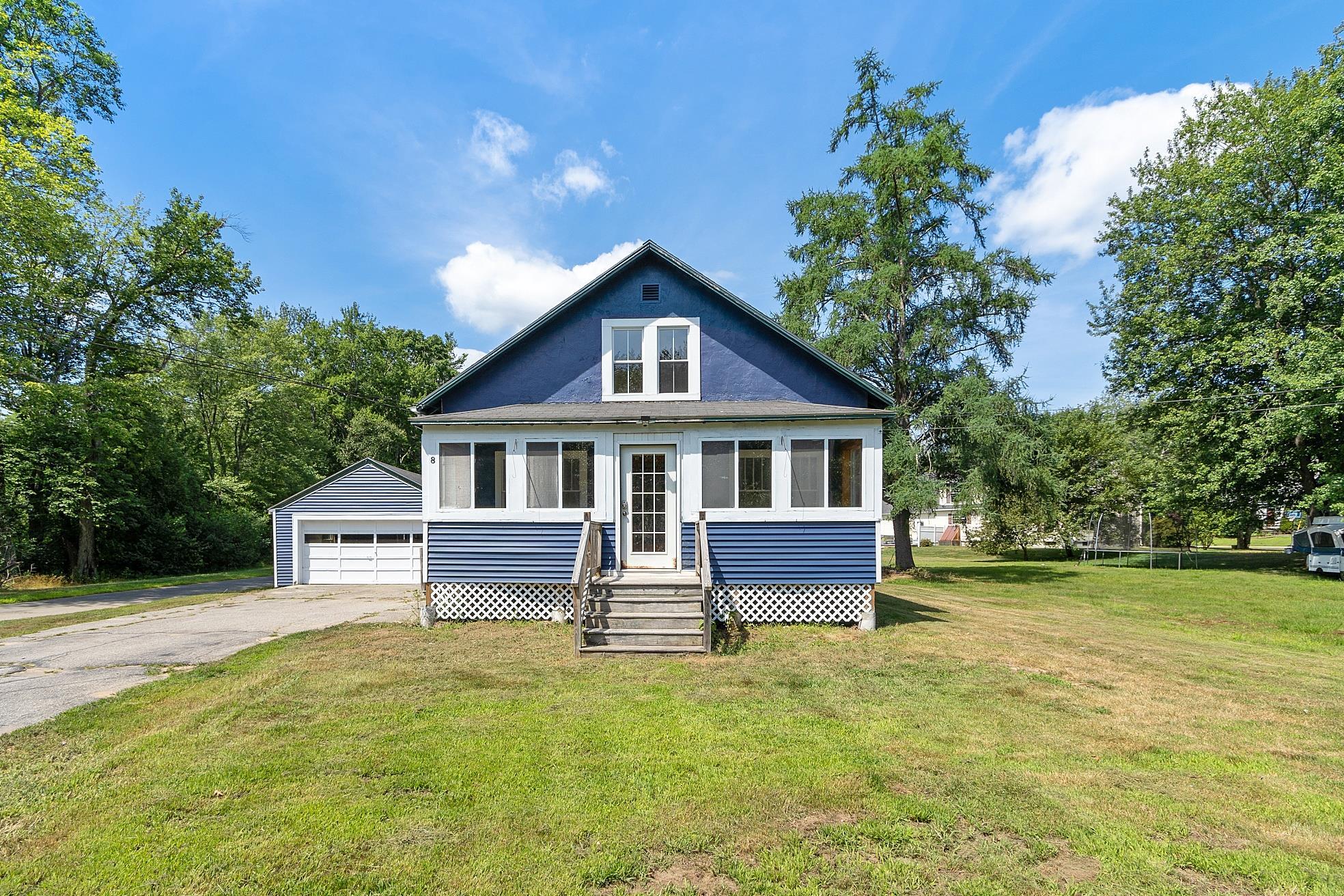 12 Norway Plains Road Rochester, NH 03868 - Photo 3 of 35