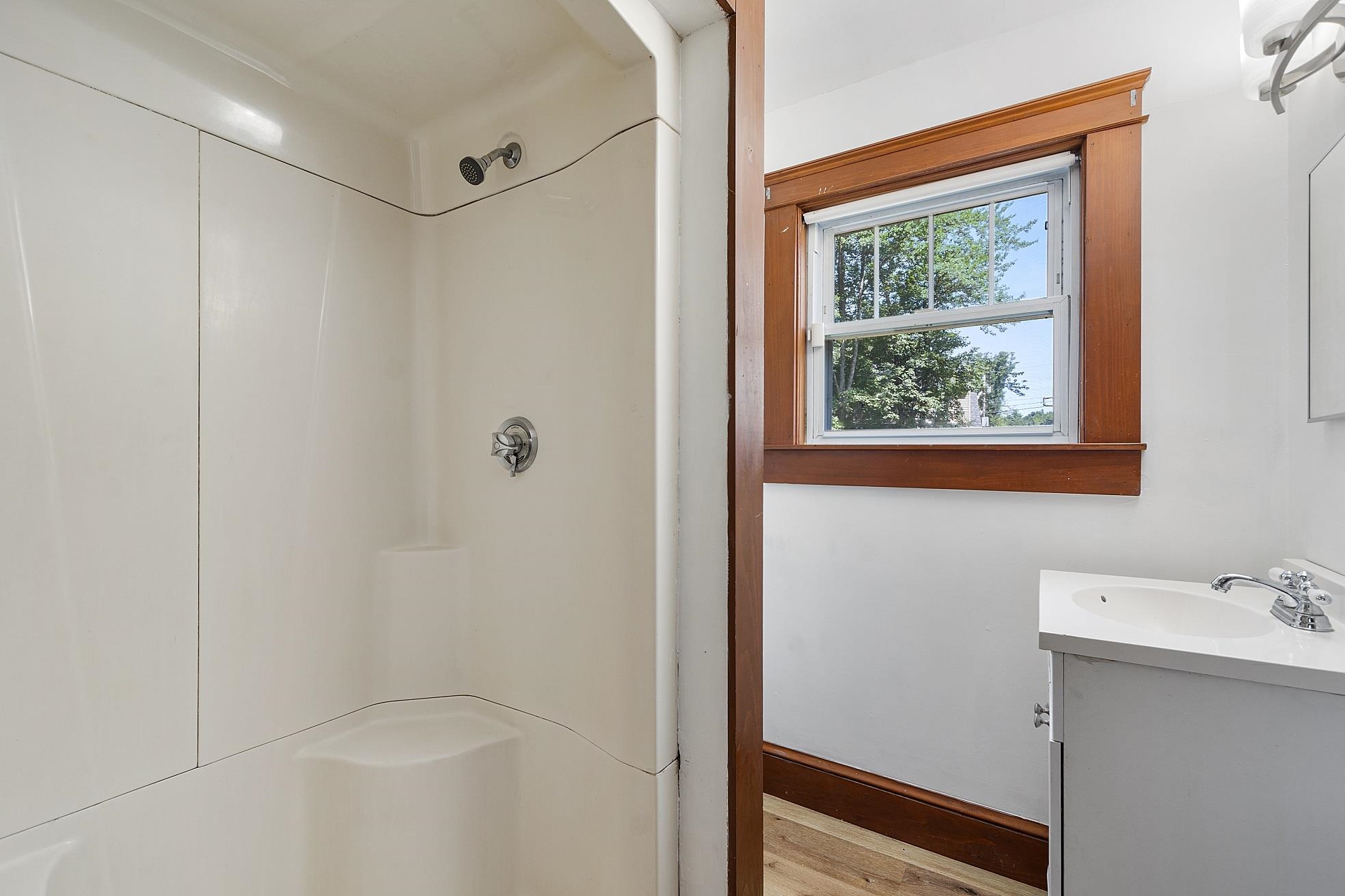 12 Norway Plains Road Rochester, NH 03868 - Photo 8 of 35