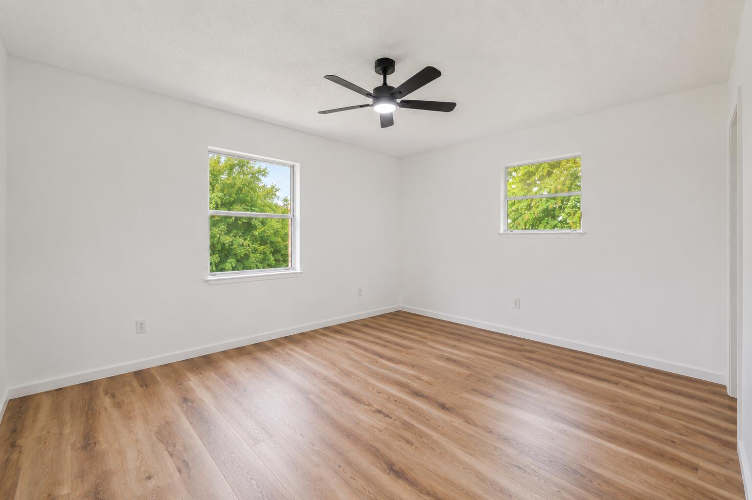 5340 Monterrey Road Crestview, FL 32539 - Photo 18 of 29 primary bedroom
