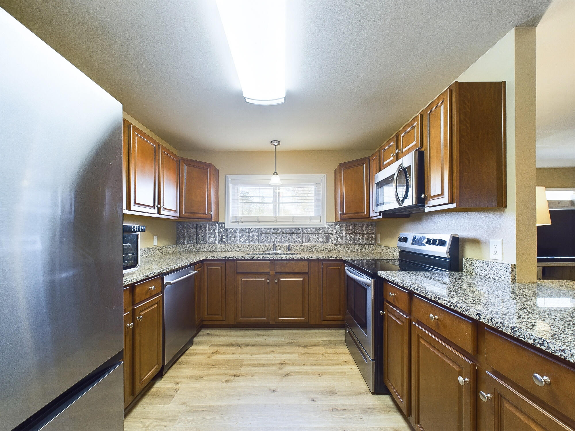 197 Patton Street Crestview, FL 32539 - Photo 7 of 30 Kitchen