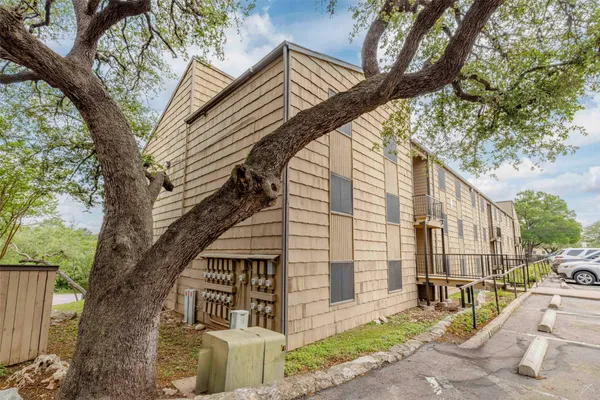 $879 | 3600 Greystone Drive, Unit 538, Austin, TX 78731