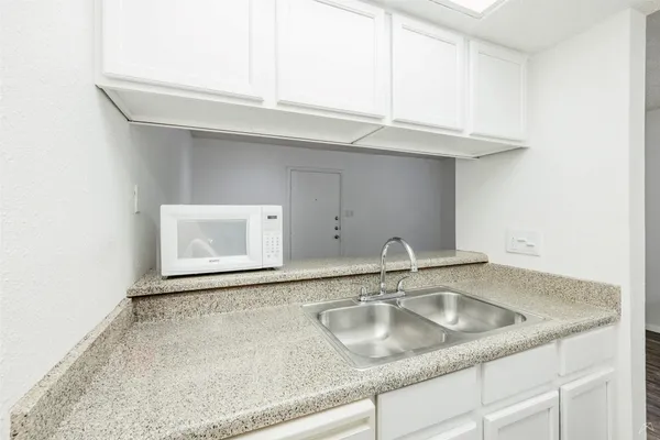 $854 | 3600 Greystone Drive, Unit 538, Austin, TX 78731