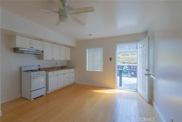 $859,999 | 1544 Anaheim Street, Harbor City, CA 90710