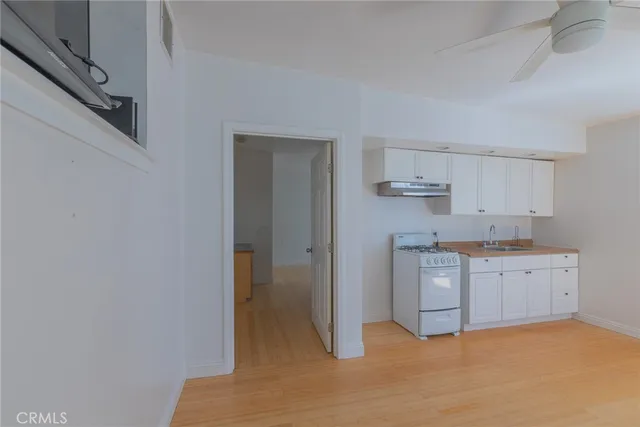 $859,999 | 1544 Anaheim Street, Harbor City, CA 90710