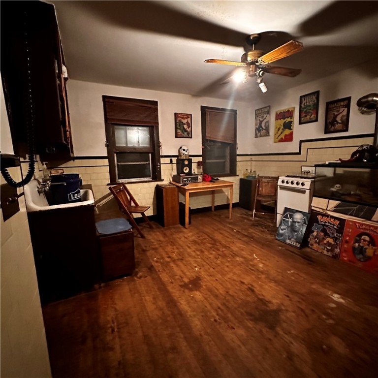 93 Laban Street Providence, RI 02909 - Photo 12 of 31