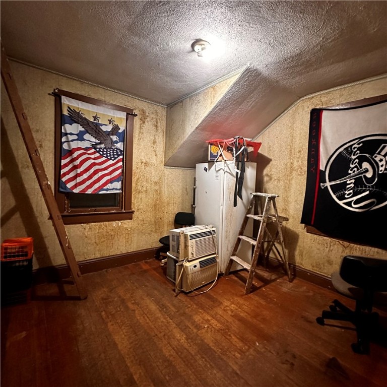 93 Laban Street Providence, RI 02909 - Photo 15 of 31