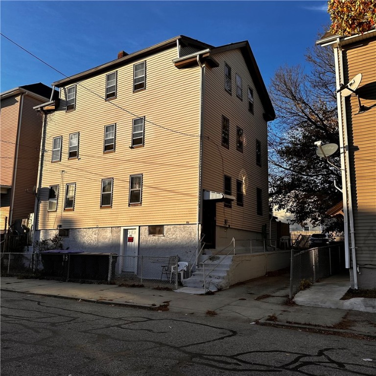 93 Laban Street Providence, RI 02909 - Photo 2 of 31