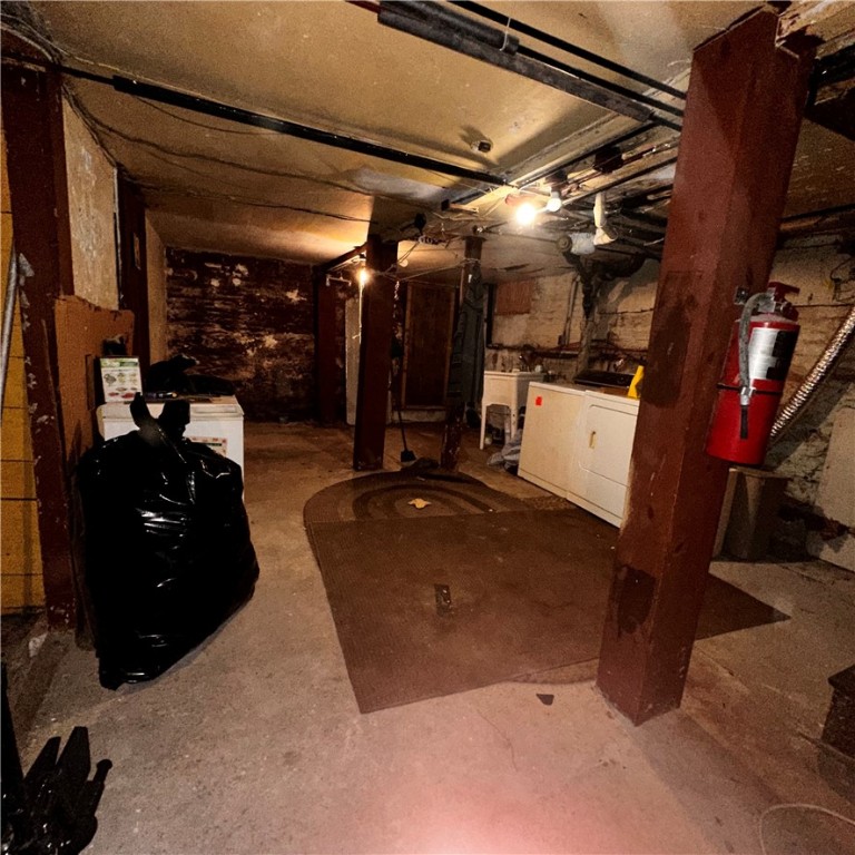 93 Laban Street Providence, RI 02909 - Photo 29 of 31