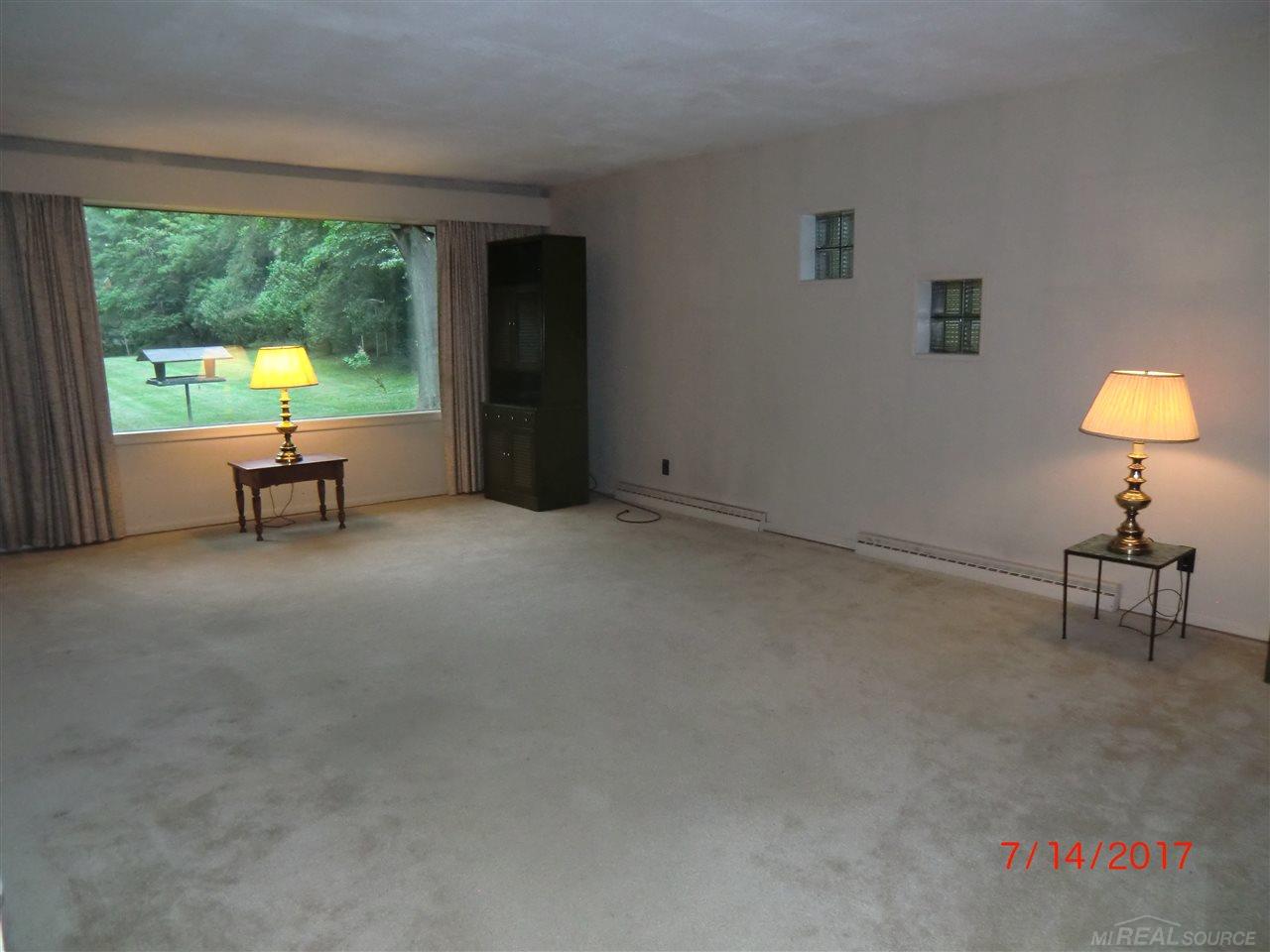 269 Red Oak Lane Rochester Hills, MI 48307 - Photo 10 of 19