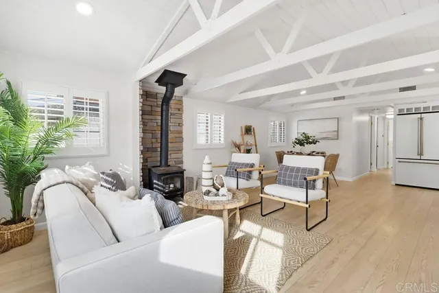 $1,099,000 | 166 Ebony Avenue, Imperial Beach, CA 91932