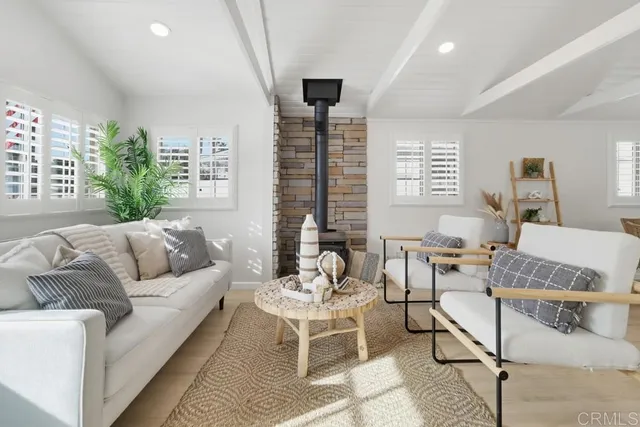 $1,099,000 | 166 Ebony Avenue, Imperial Beach, CA 91932