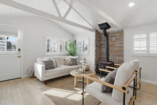 $1,099,000 | 166 Ebony Avenue, Imperial Beach, CA 91932