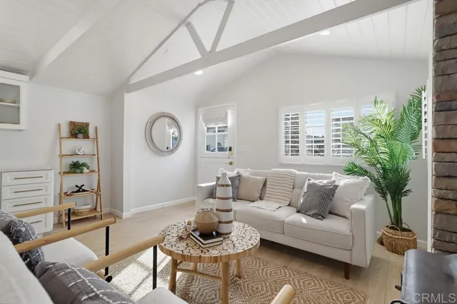 $1,099,000 | 166 Ebony Avenue, Imperial Beach, CA 91932