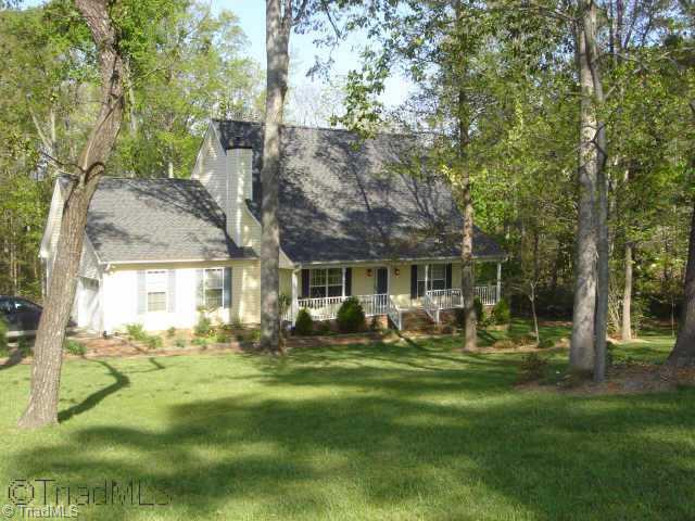 1596 Tower Road Thomasville, NC 27360 - Photo 1 of 9 Exterior Front.