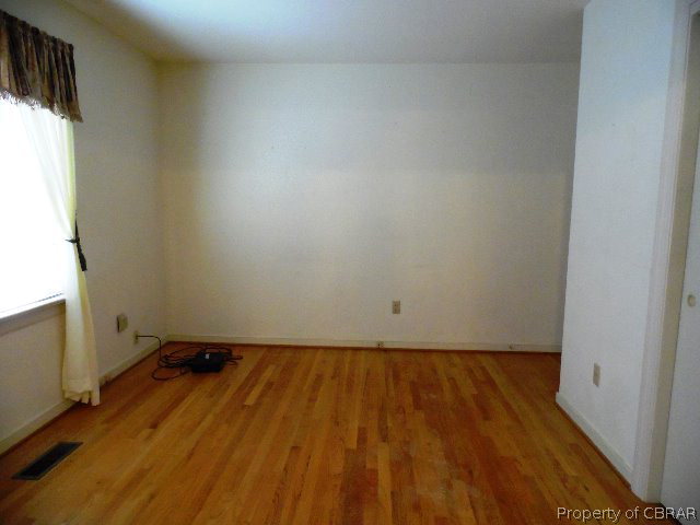 1140 Scotts Mill Road Tappahannock, VA 22560 - Photo 6 of 17