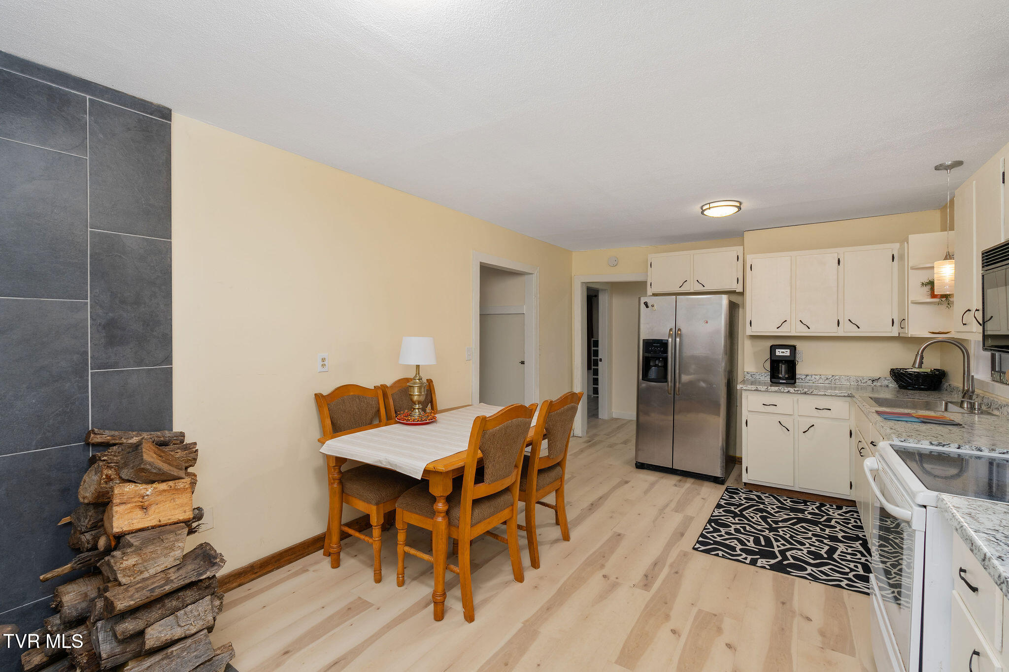 7300 Snake Hollow Road Sneedville, TN 37869 - Photo 10 of 45 DSC02018