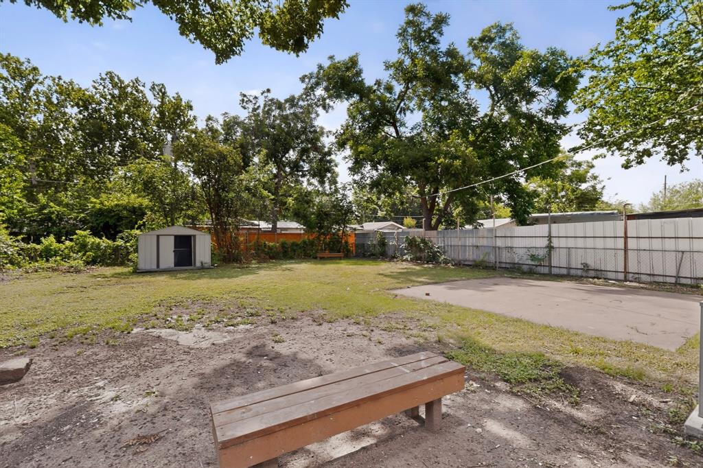 1624 Houghton Road Dallas, TX 75217 - Photo 38 of 40