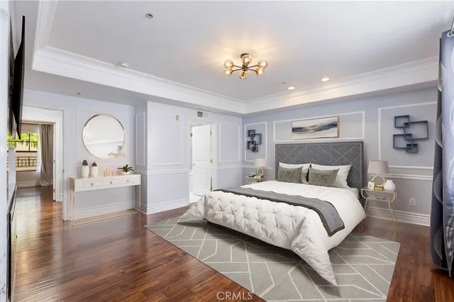 $1,029,000 | 12026 Hoffman Street, Unit 302, Studio City, CA 91604