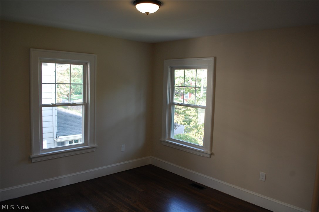 3034 Somerton Road Cleveland, OH 44118 - Photo 24 of 35