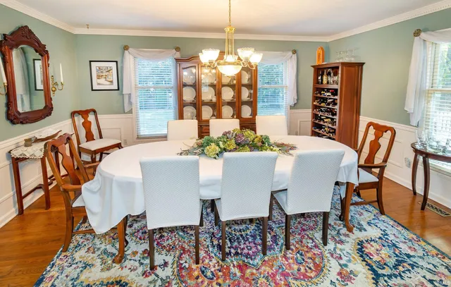 $374,900 | 2535 Grandview Drive, Vincennes, IN 47591