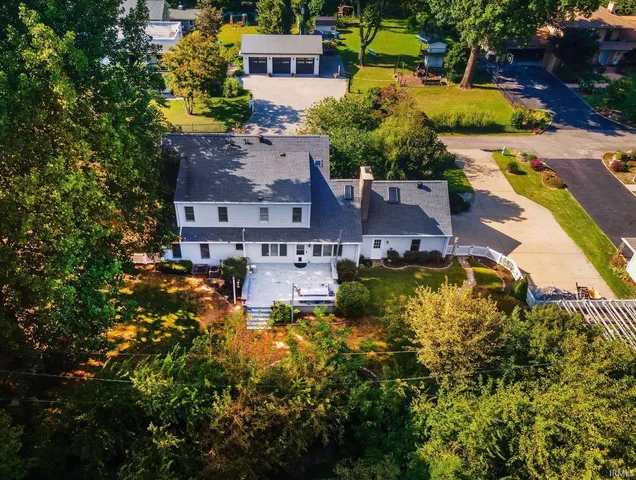 $374,900 | 2535 Grandview Drive, Vincennes, IN 47591