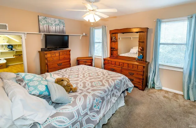 $374,900 | 2535 Grandview Drive, Vincennes, IN 47591