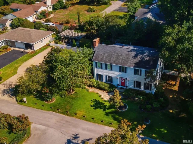 $374,900 | 2535 Grandview Drive, Vincennes, IN 47591