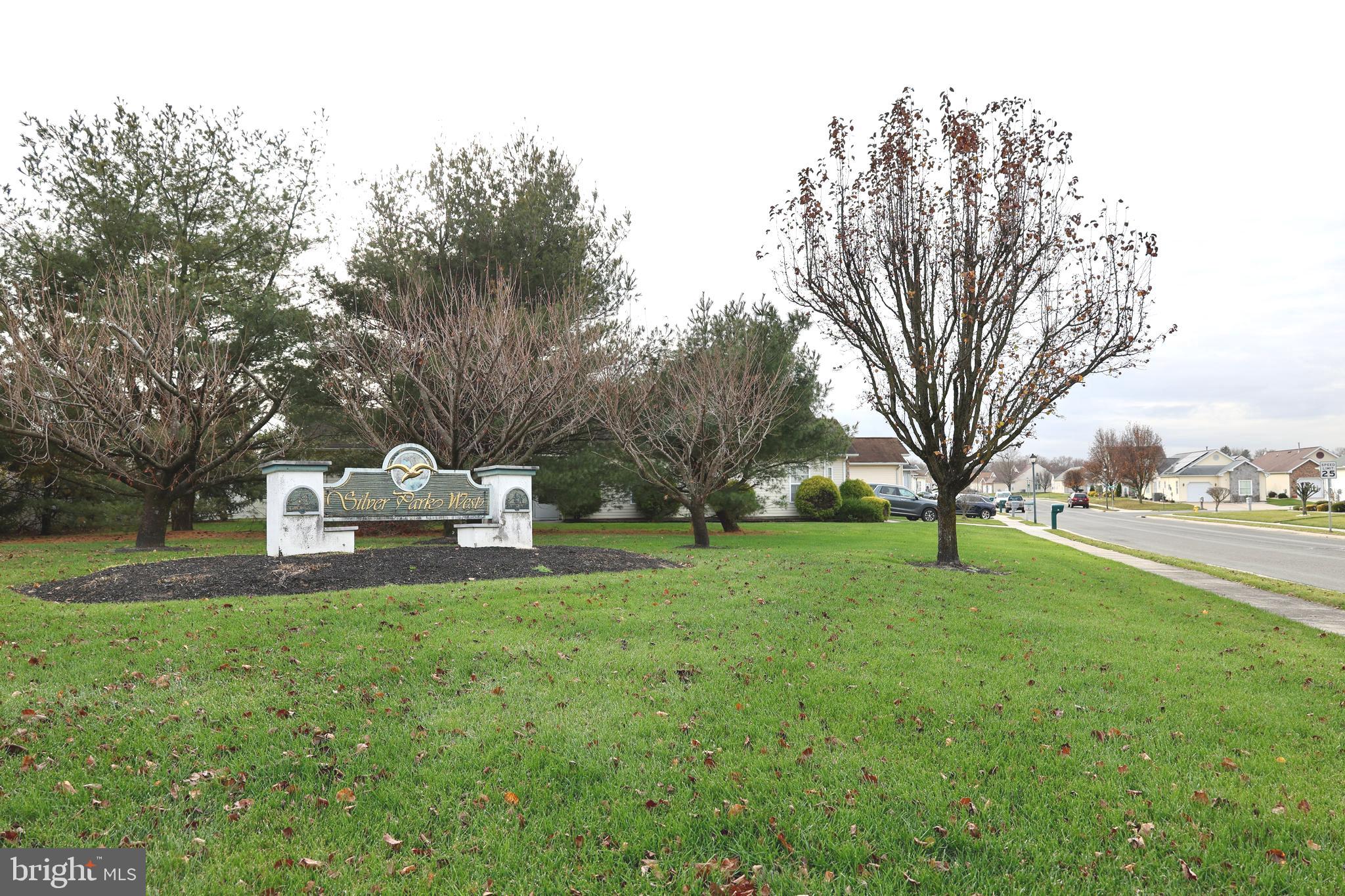 28 Palmer Square Beverly, NJ 08010 - Photo 17 of 17