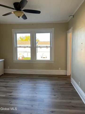 $1,400 | 1620 6th Avenue, Unit 2, Watervliet, NY 12189