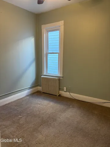 $1,400 | 1620 6th Avenue, Unit 2, Watervliet, NY 12189