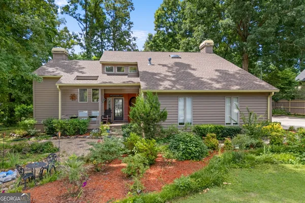 $360,000 | 2335 Ettas Circle Southeast, Conyers, GA 30013