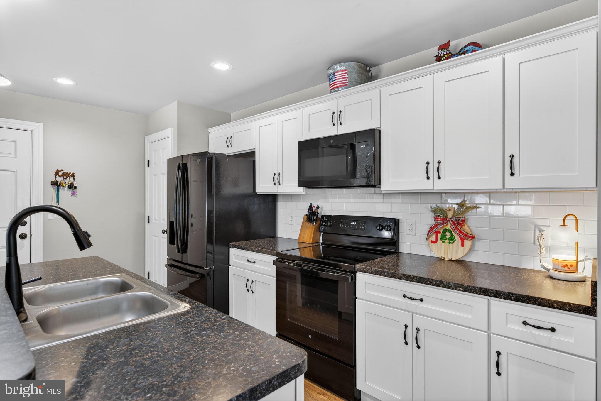 94 North Reamstown Road Reamstown, PA 17567 - Photo 11 of 42 Kitchen