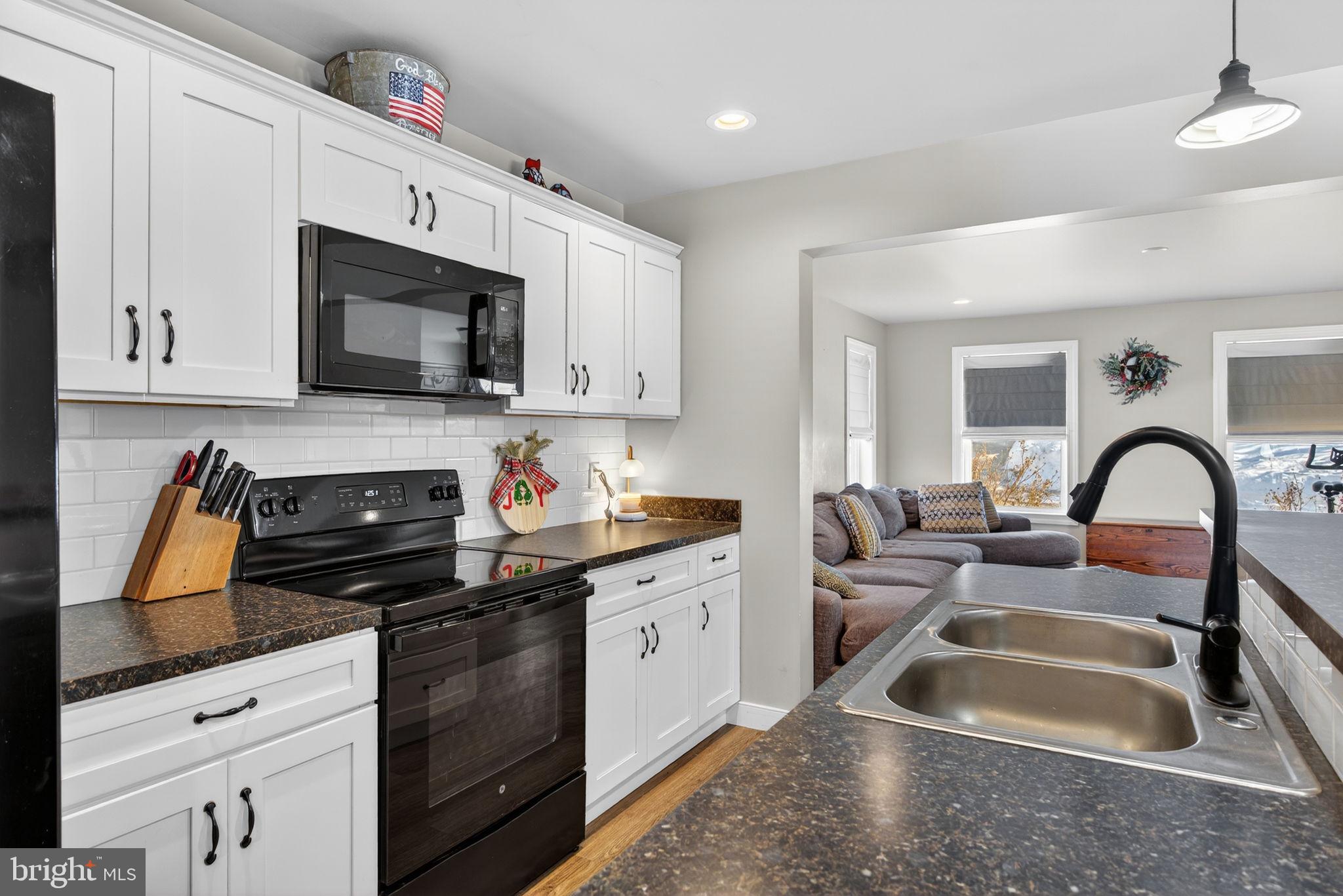 94 North Reamstown Road Reamstown, PA 17567 - Photo 12 of 42 Kitchen