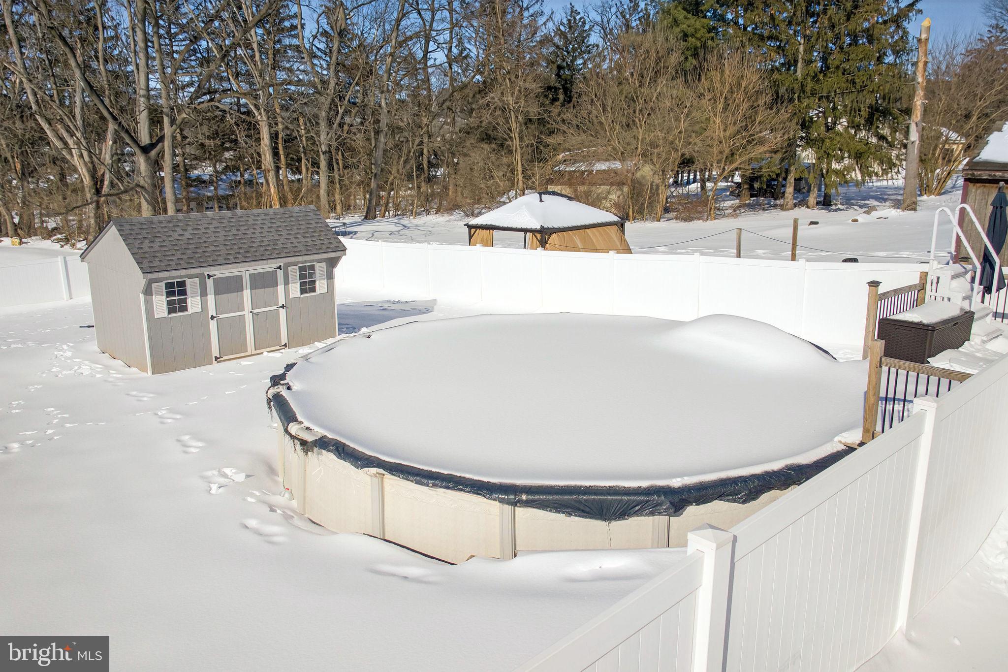 94 North Reamstown Road Reamstown, PA 17567 - Photo 38 of 42 Above Ground Pool